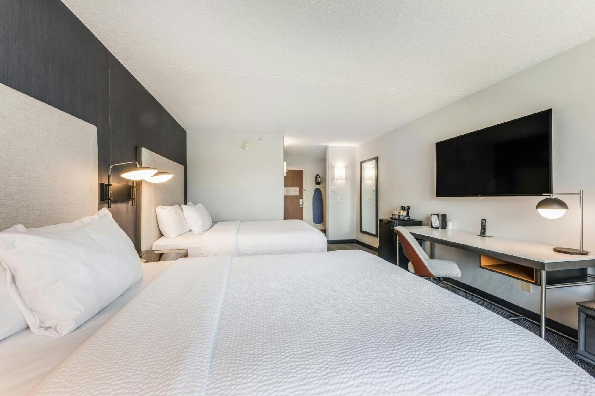 Courtyard Rockaway-Mount Arlington Hotel Bagian luar foto