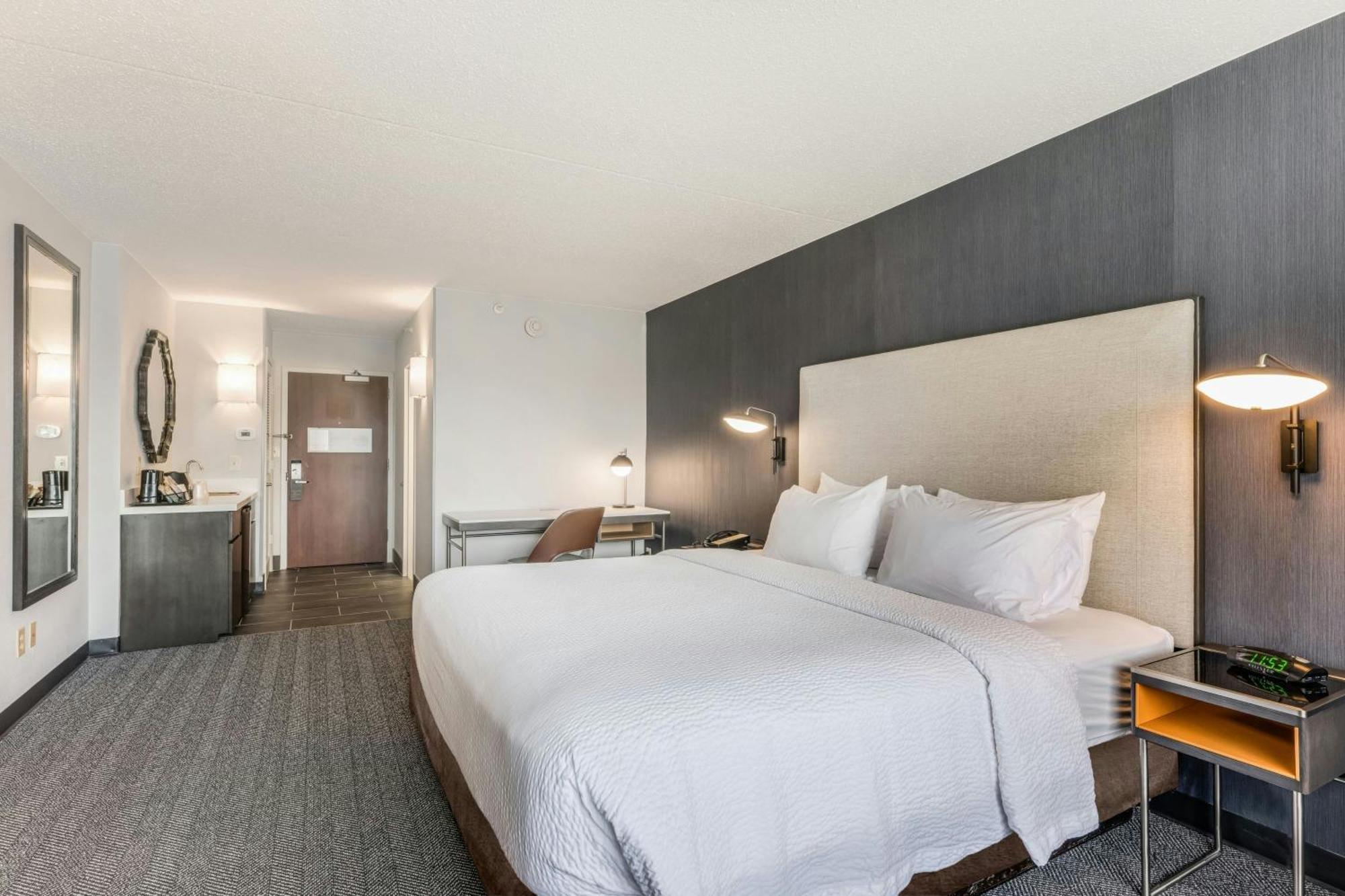 Courtyard Rockaway-Mount Arlington Hotel Bagian luar foto